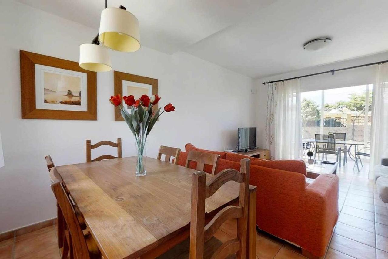 Anju villasVILLA MARGA VILLA AT 100 METERS FAR OF THE BEACH Corralejo Exteriör bild