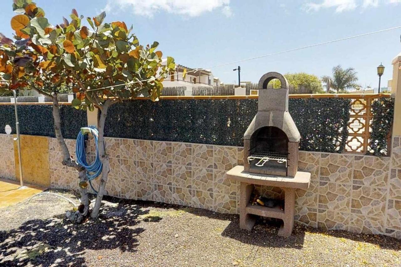 Anju villasVILLA MARGA VILLA AT 100 METERS FAR OF THE BEACH Corralejo Exteriör bild