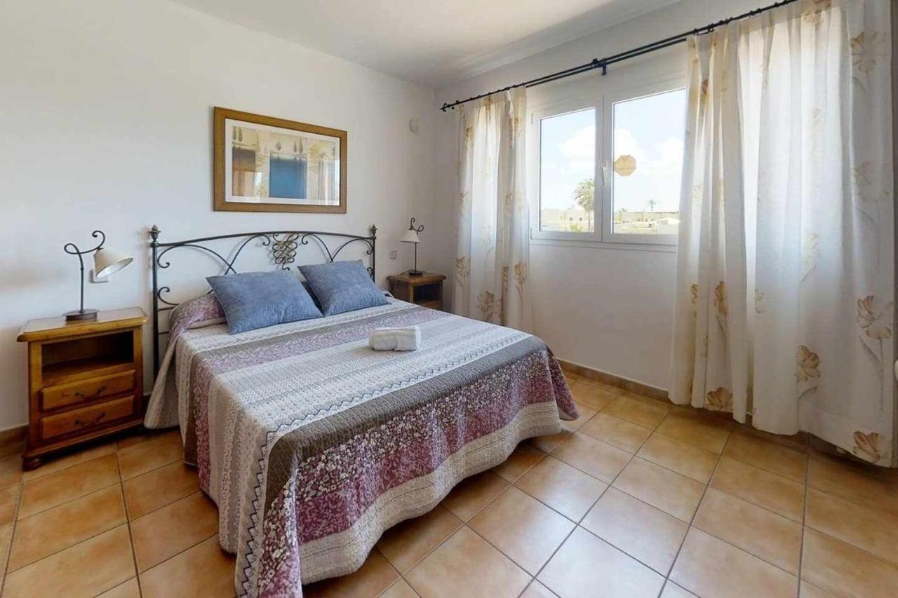 Anju villasVILLA MARGA VILLA AT 100 METERS FAR OF THE BEACH Corralejo Exteriör bild