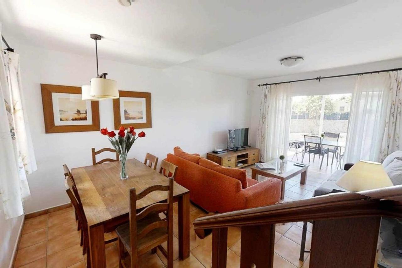 Anju villasVILLA MARGA VILLA AT 100 METERS FAR OF THE BEACH Corralejo Exteriör bild