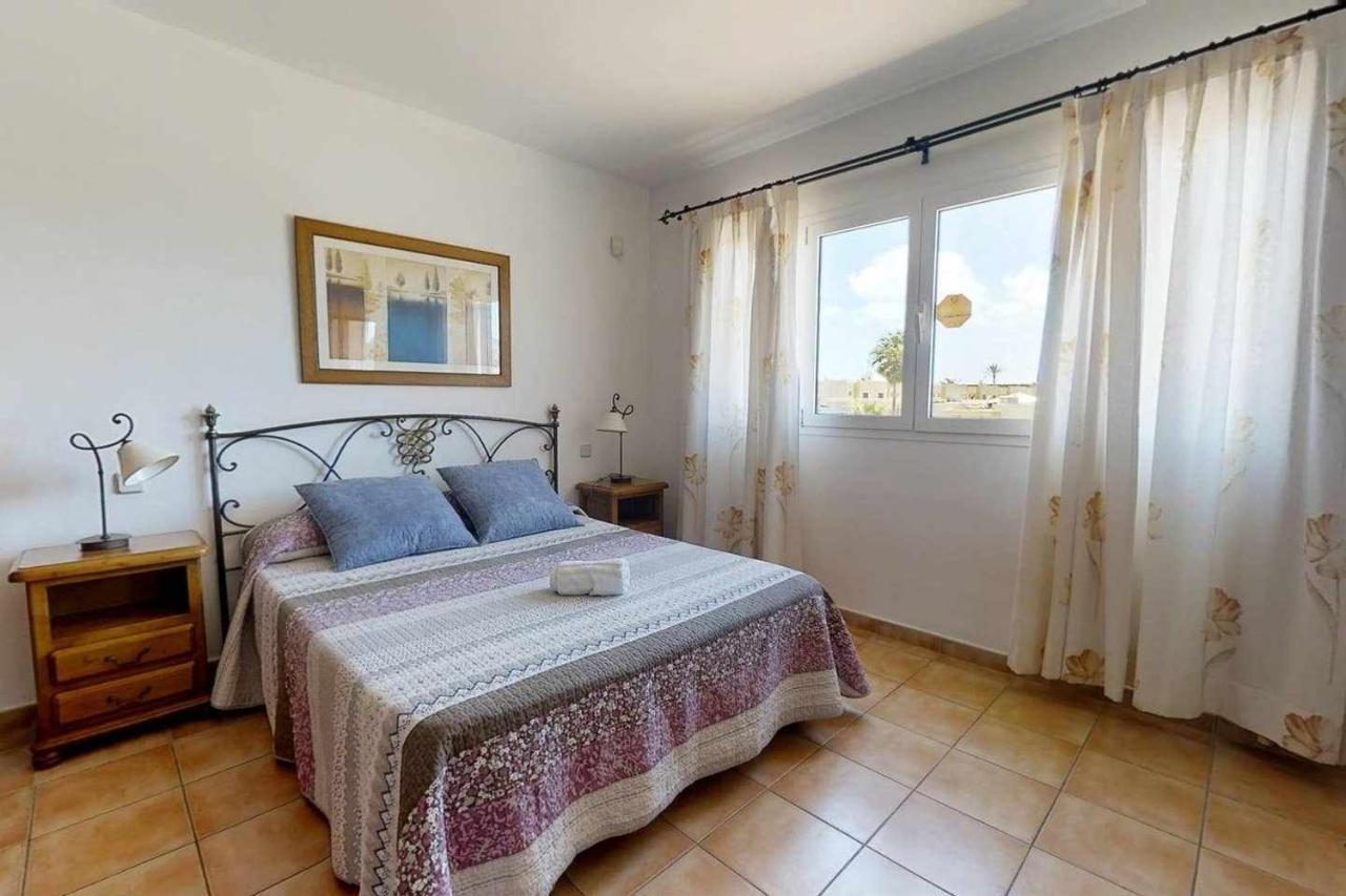 Anju villasVILLA MARGA VILLA AT 100 METERS FAR OF THE BEACH Corralejo Exteriör bild