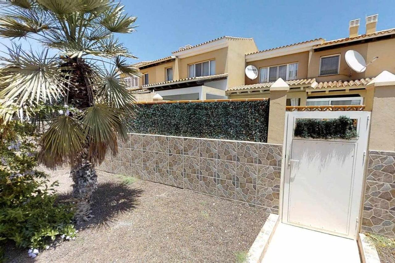 Anju villasVILLA MARGA VILLA AT 100 METERS FAR OF THE BEACH Corralejo Exteriör bild